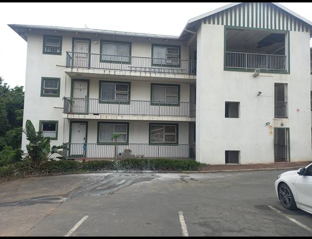 2 BEDROOM APARTMENT TO LET IN BELLAIR